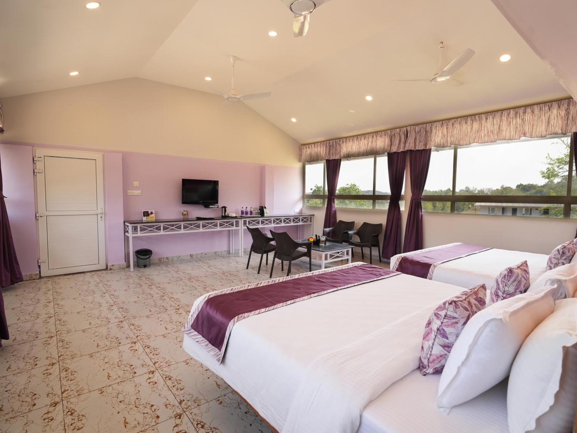 Hotel Mgm Whispering Wind'S Yelagiri Exteriér fotografie