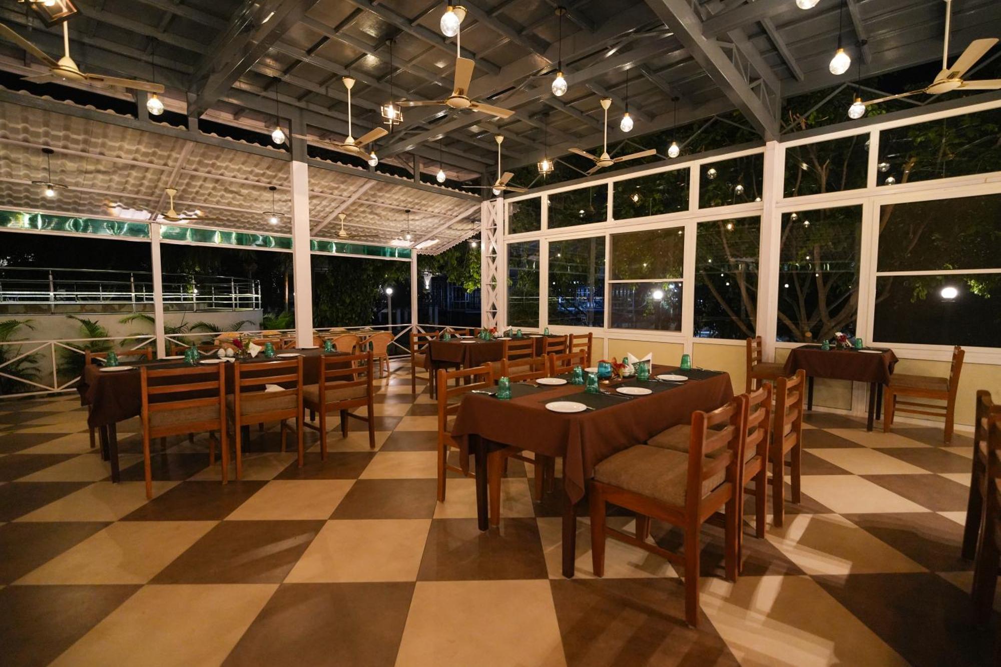 Hotel Mgm Whispering Wind'S Yelagiri Exteriér fotografie