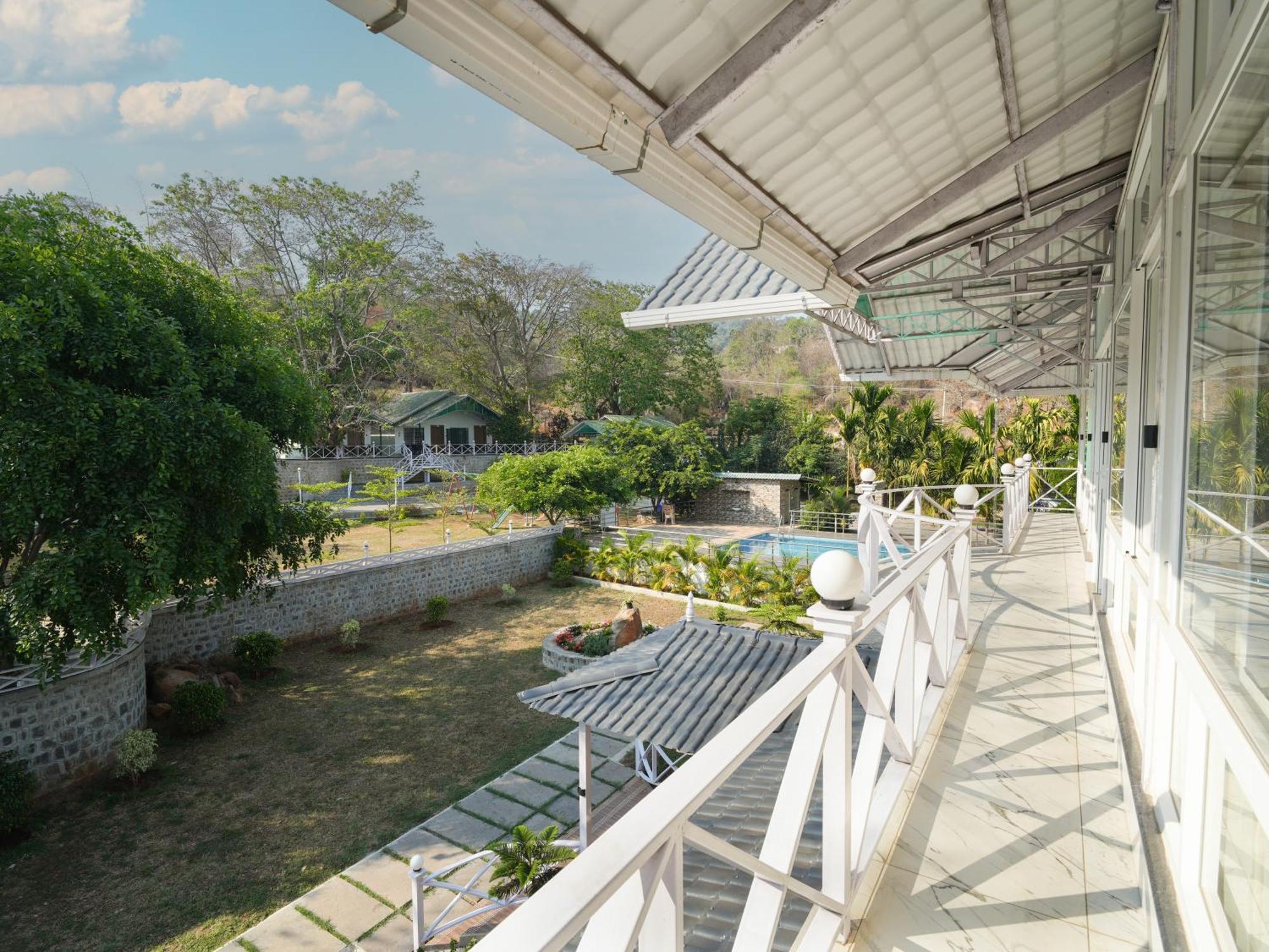 Hotel Mgm Whispering Wind'S Yelagiri Exteriér fotografie