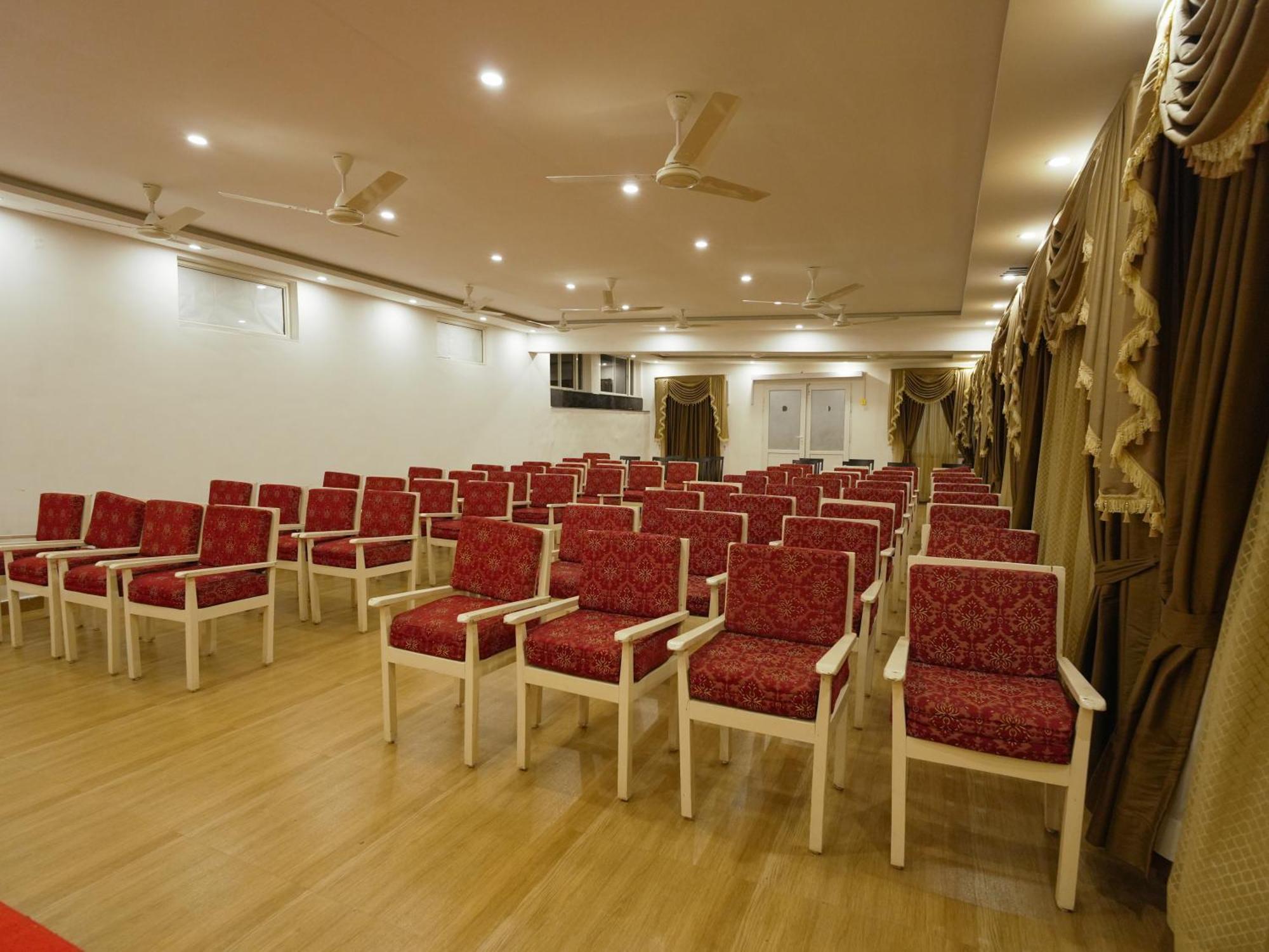 Hotel Mgm Whispering Wind'S Yelagiri Exteriér fotografie