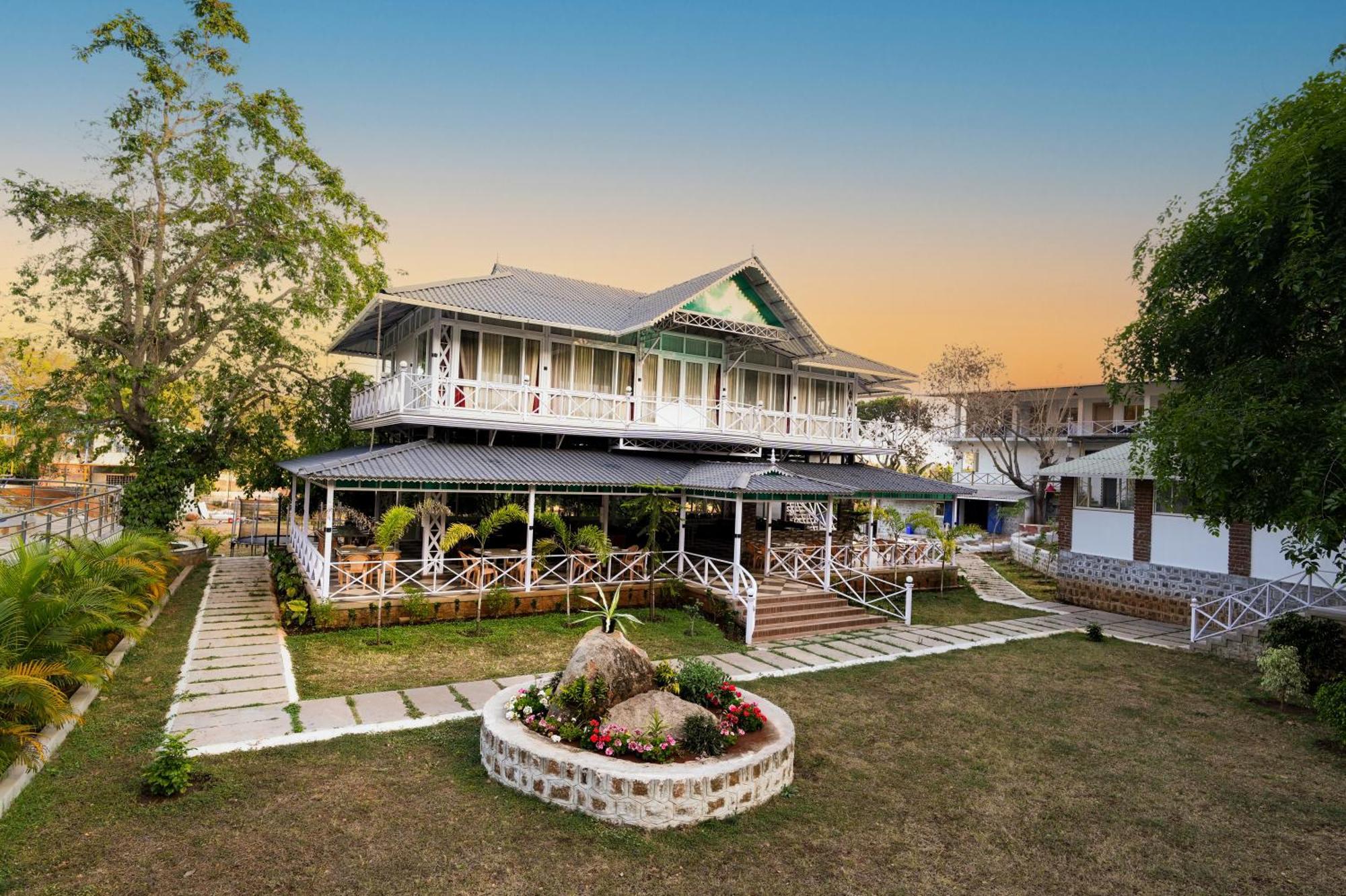Hotel Mgm Whispering Wind'S Yelagiri Exteriér fotografie